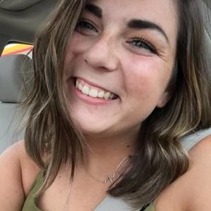 Meet your Posher, Katelyn